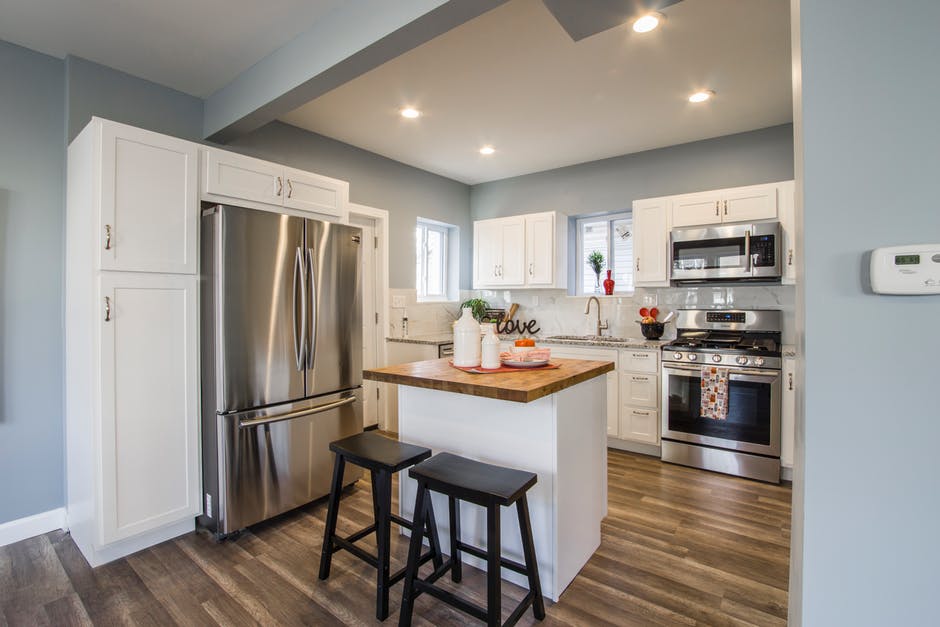 Kitchen cabinets in white